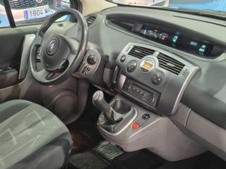Renault Scénic CONFORT AUTHENTIQUE 1.5DCI100