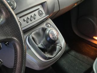 Renault Scénic CONFORT AUTHENTIQUE 1.5DCI100