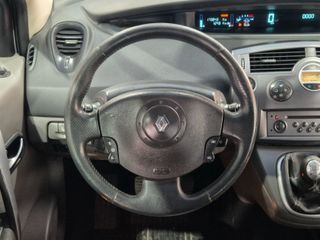 Renault Scénic CONFORT AUTHENTIQUE 1.5DCI100