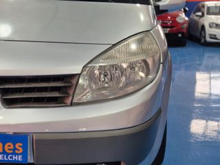Renault Scénic CONFORT AUTHENTIQUE 1.5DCI100