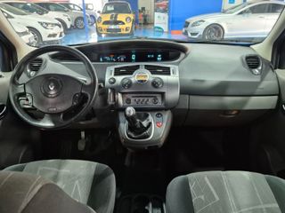 Renault Scénic CONFORT AUTHENTIQUE 1.5DCI100