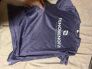 Ropa deportiva mujer azul y rosa