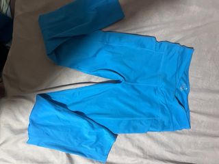 Ropa deportiva mujer azul y rosa