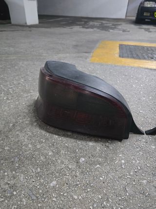 Faros Traseros Saxo.