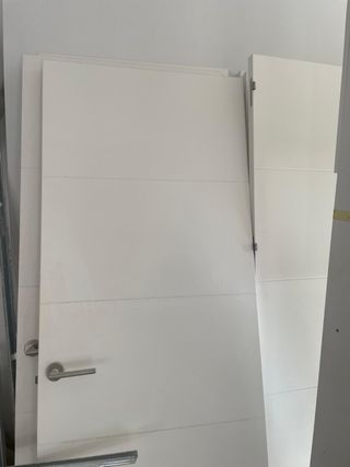 7 Puertas interiores blancas