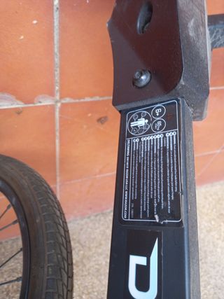 Patinete 3 ruedas azul comprado en decathlon 