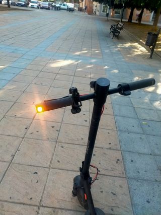 Patinete Eléctrico Negro