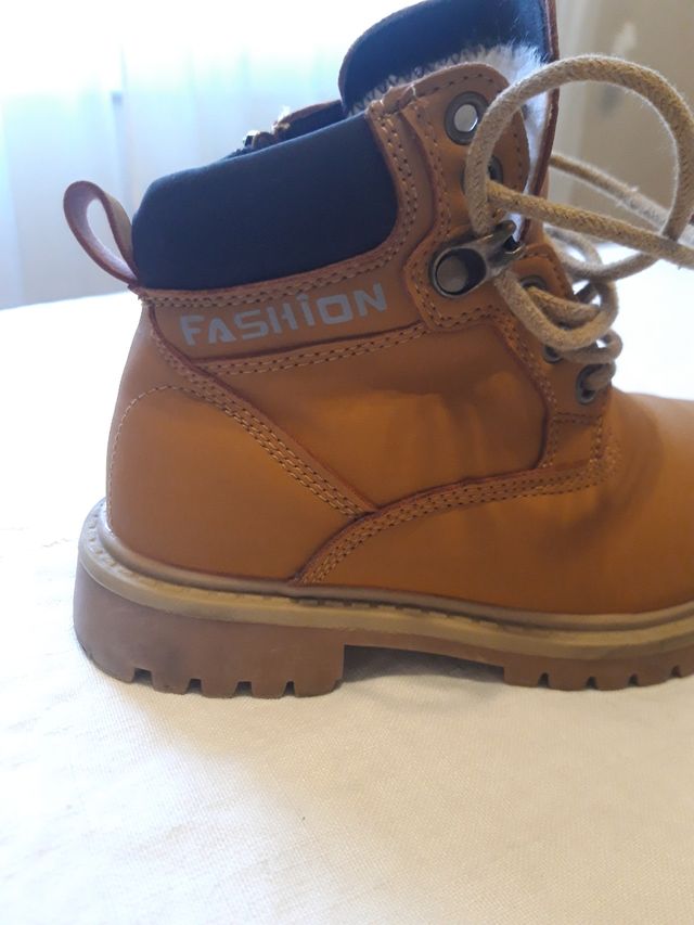 Botas niño marrón Talla 30