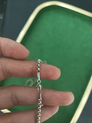 Cadena de plata