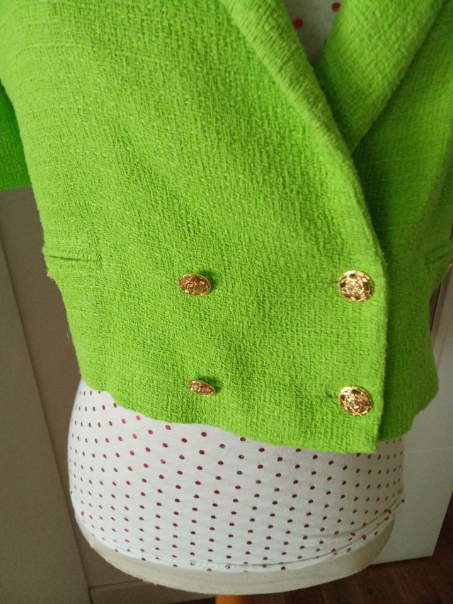 Casaco curto verde Zara