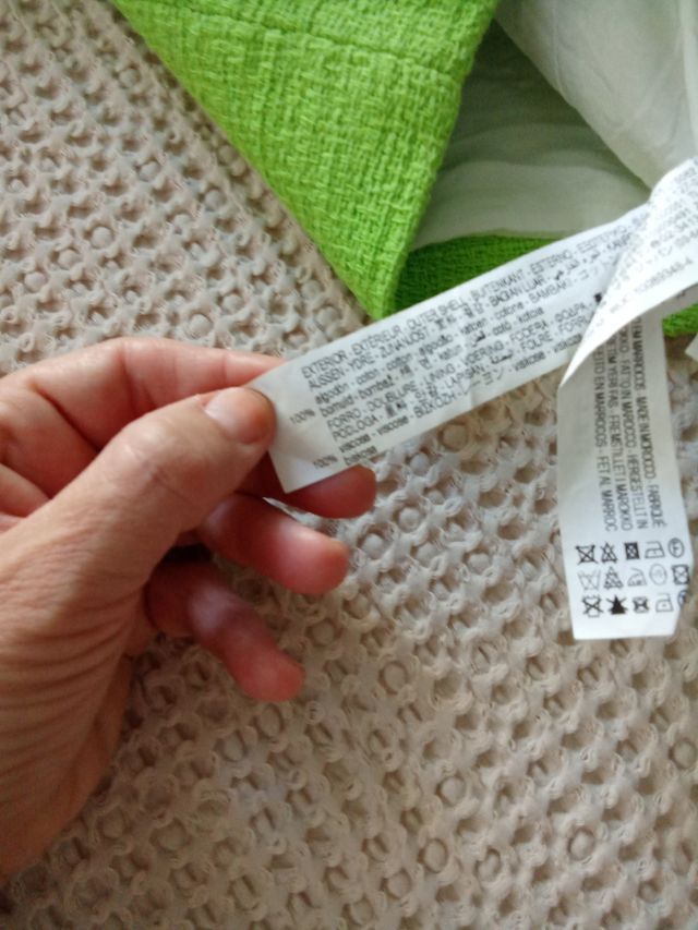 Casaco curto verde Zara