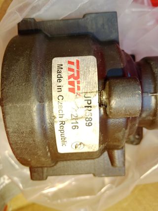 Bomba Dirección TRW JPP589 Renault