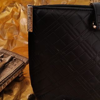 Bolso Moschino Negro y Blanco