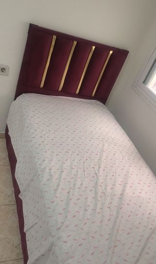 Cama individual con cabecero y colchón 