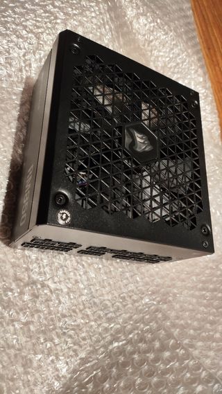 Corsair RM850 - Fuente de Alimentación Modular 