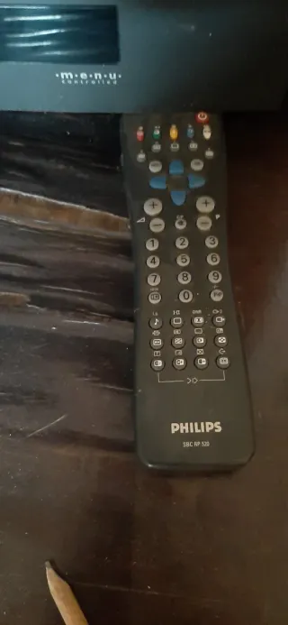 Televisor Philips antiguo de culo