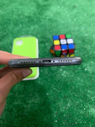 iPhone 11 COMO NUEVO