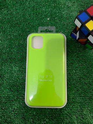 iPhone 11 COMO NUEVO