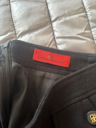 Falda tubo Carolina Herrera negra