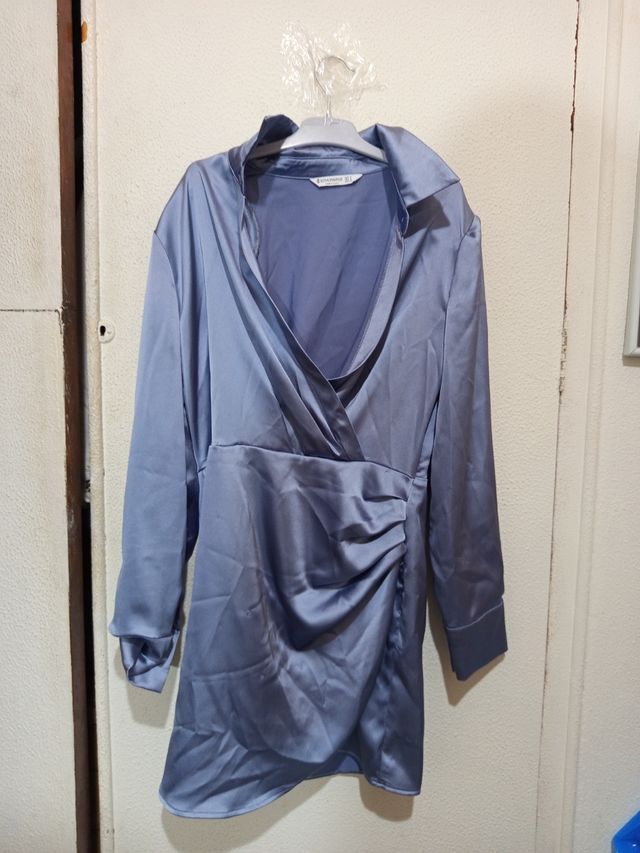 Mono azul satinado manga larga