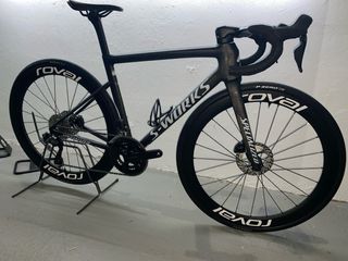 Bicicleta de carretera carbono
talla 54
