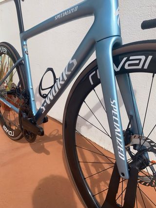 Bicicleta de carretera carbono
talla 54
