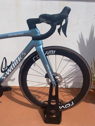 Bicicleta de carretera carbono
talla 54

