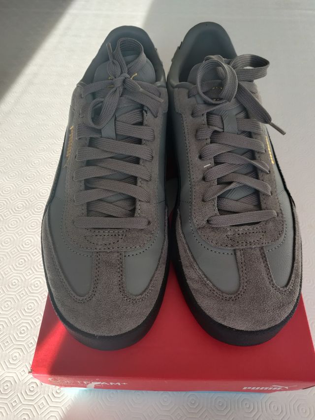 Zapatillas Puma Hombre Grises y negras.