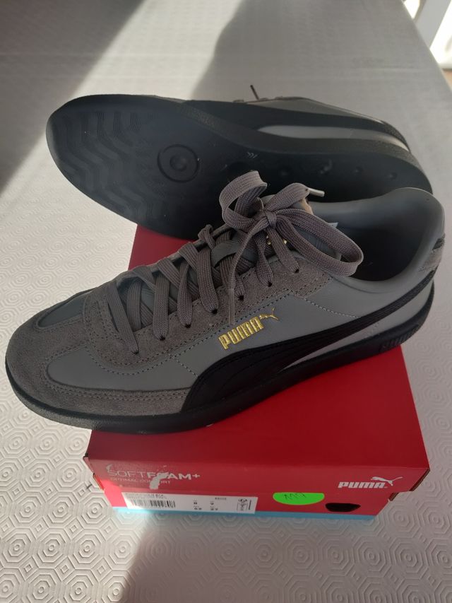 Zapatillas Puma Hombre Grises y negras.