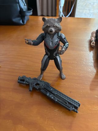 Figura Rocket Raccoon con Arma
