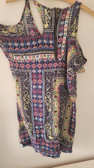 Vestido asimétrico estampado