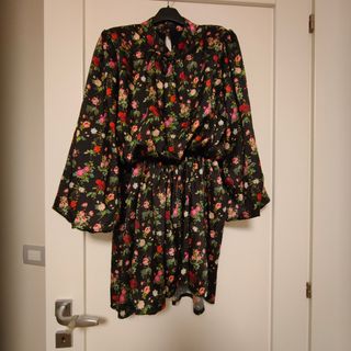Vestito floreale nero