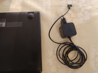 Portátil ASUS Intel Celeron 4GB RAM 128GB SSD