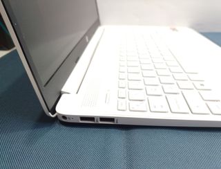 HP Portátil 15s-EQ2051NS Ryzen 3 8GB 256GB