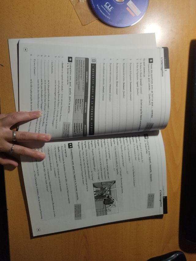 Exercices de grammaire en contexte