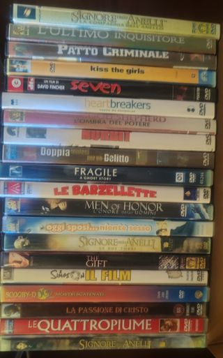 DVD vari: Pirati dei Caraibi, Ali, Blood Diamond