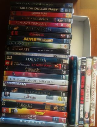 DVD vari: Pirati dei Caraibi, Ali, Blood Diamond