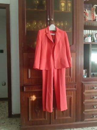 Traje chaqueta y pantalón 
