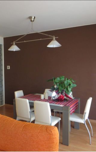 Mesa y 6 Sillas Comedor.