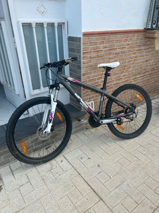 Bicicleta de montaña
scott contessa 30 
