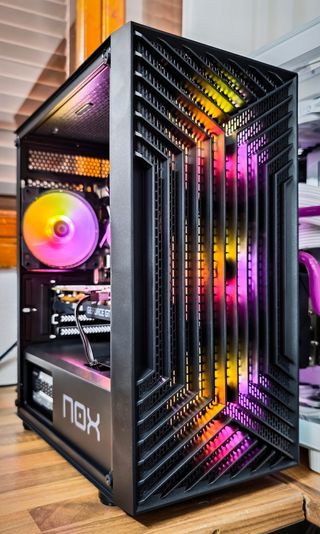 PC GTX 1660, i7 4Ghz, 16GB RAM DDR4, GARANTÍA