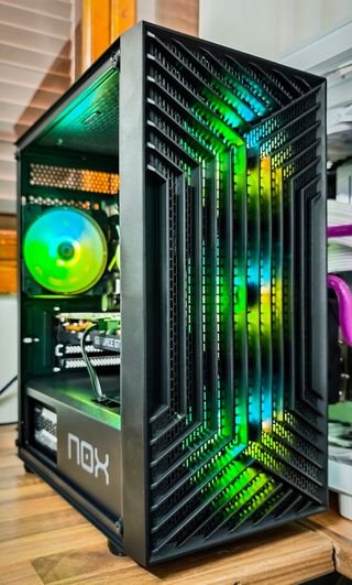 PC GTX 1660, i7 4Ghz, 16GB RAM DDR4, GARANTÍA