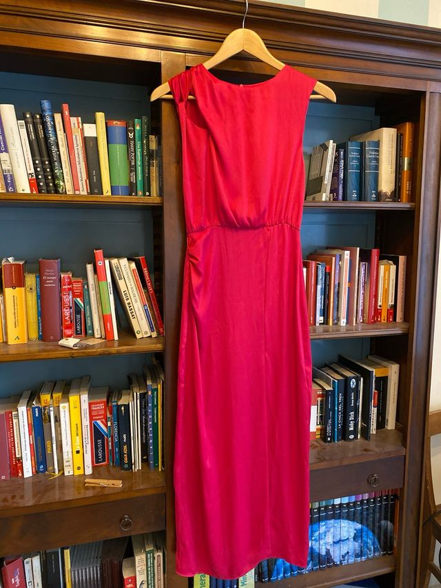 Vestido satinado Zara rojo