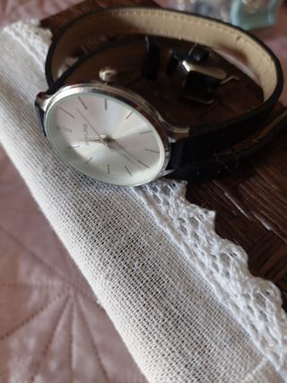 Reloj SKYLINE Plata y Negro