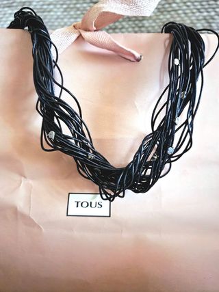 Collar Tous Cuero Negro y Charms Plata