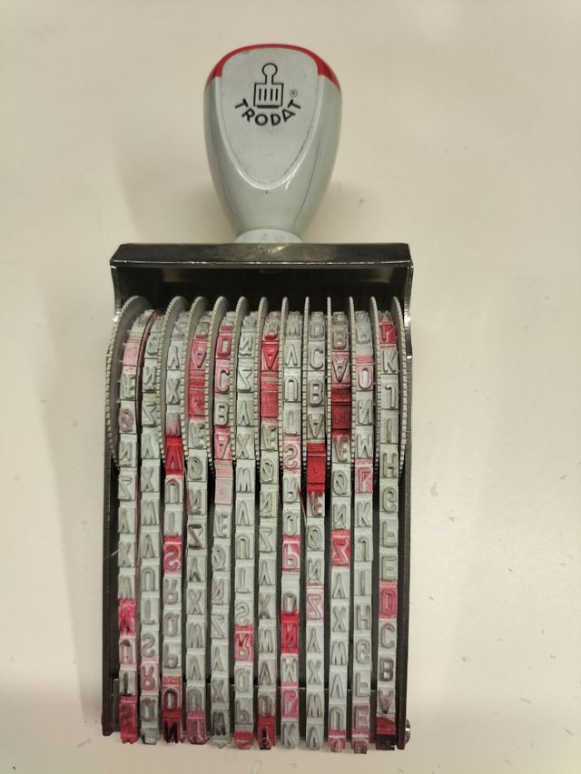 Sello Abecedario Trodat 12 caracteres