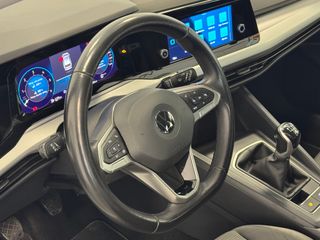 Volkswagen Golf VIII