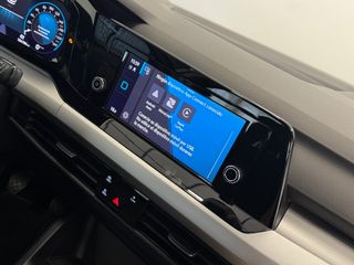 Volkswagen Golf VIII