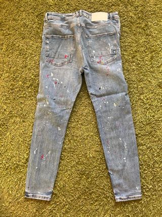 Pantalon Zara vaquero (Talla 42)