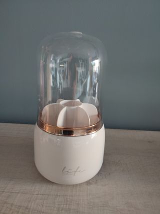 Organizador de brochas y pinceles dorado